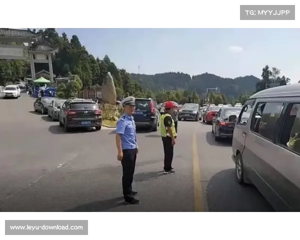 塔河救护车勇闯原始林区紧急救治坠沟选手全程历险记 塔河救护车勇闯原始林区紧急救治坠沟选手全程历险记